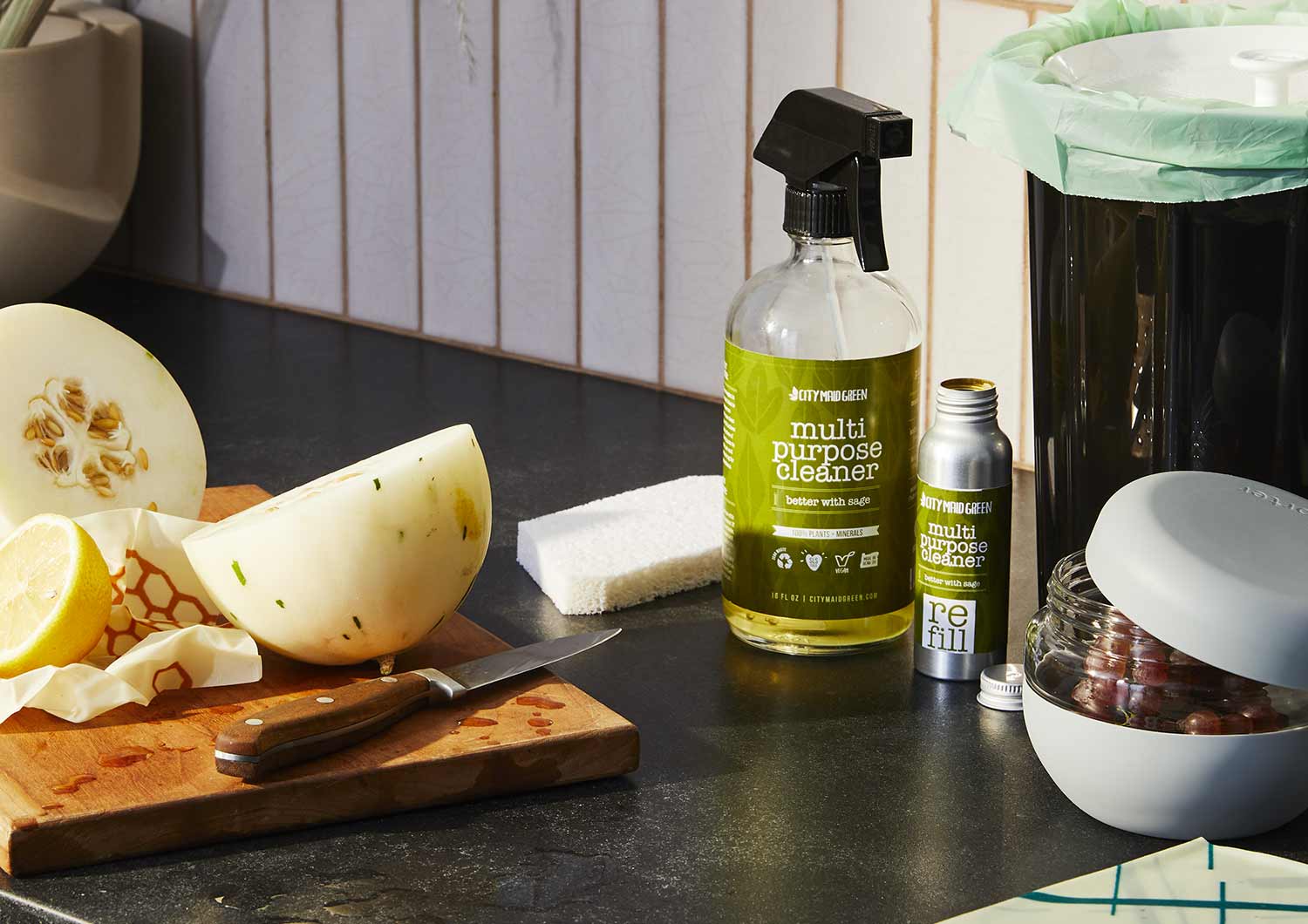 http://hivebrands.com/cdn/shop/articles/sustainable-products-on-countertop.jpg?v=1655485491